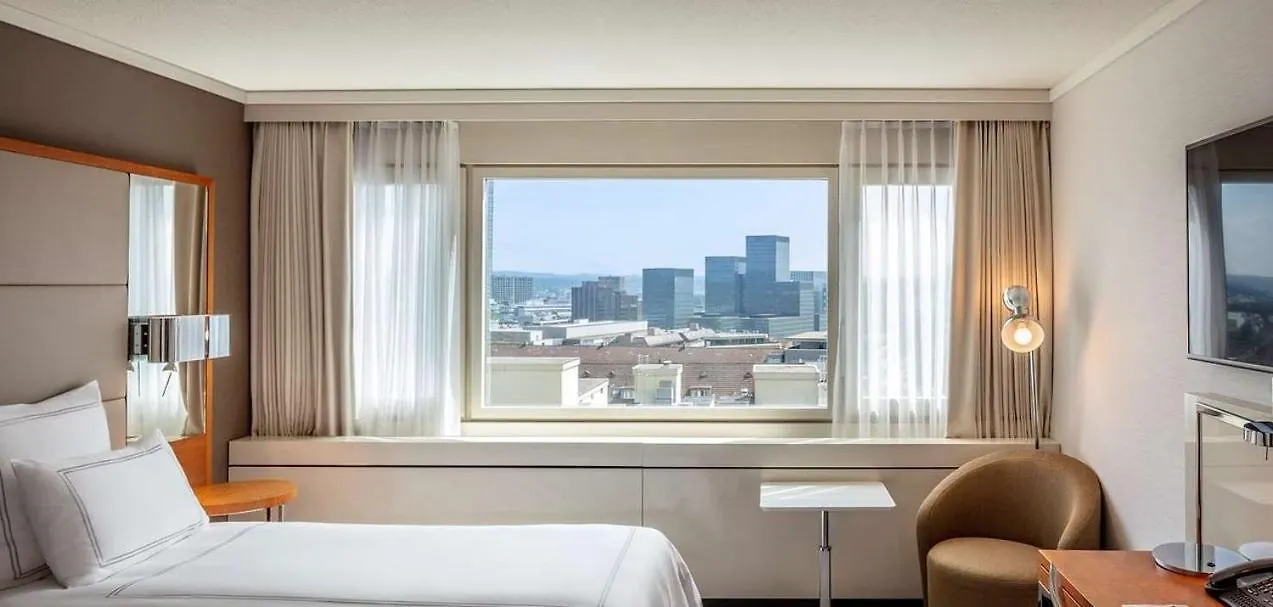 Becozy Self Check-In & Pop-Up Hotel Zurich