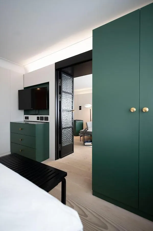 Becozy Self Check-In & Pop-Up Hotel Zurich 4*,